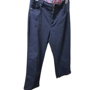 Basic Editions Jean Capri Pants Size 10